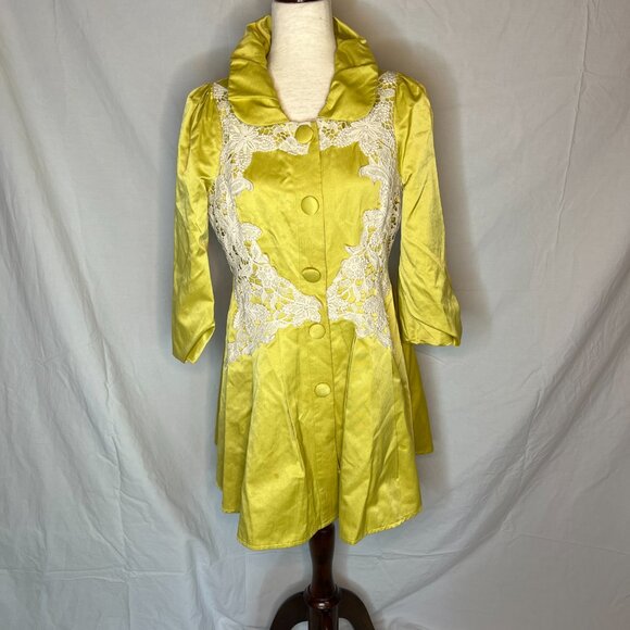 Modcloth Ryu Belles of Ireland Coat - Picture 2 of 8